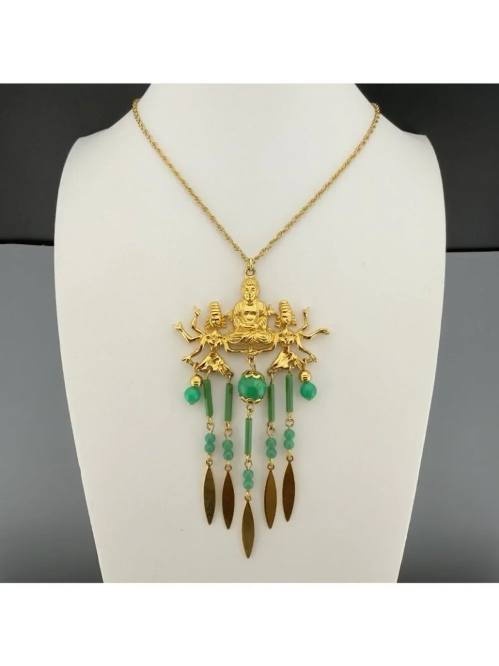 Vintage ART Arthur Pepper Pendant Necklace Buddha Gold Tone Green Stone Signed